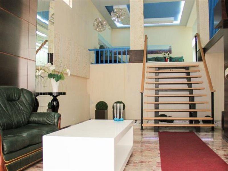 Vivar Hotel Tirana Exteriör bild